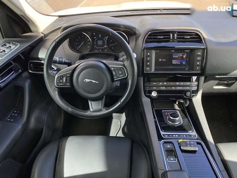 Jaguar F-Pace 2017 - фото 20