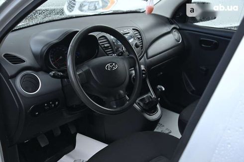 Hyundai i10 2011 - фото 11