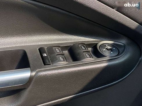 Ford Escape 2015 - фото 22