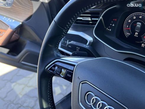 Audi A6 2020 - фото 23