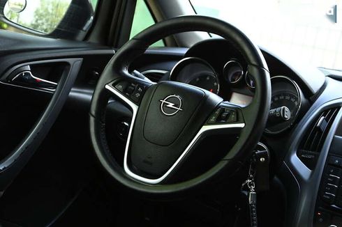 Opel Astra 2014 - фото 29