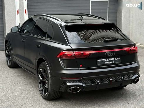 Audi RS Q8 2024 - фото 19