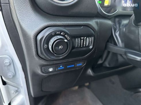 Jeep Wrangler 2022 - фото 20