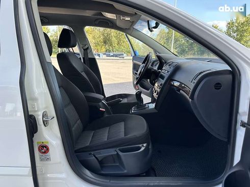 Skoda Octavia 2012 - фото 30