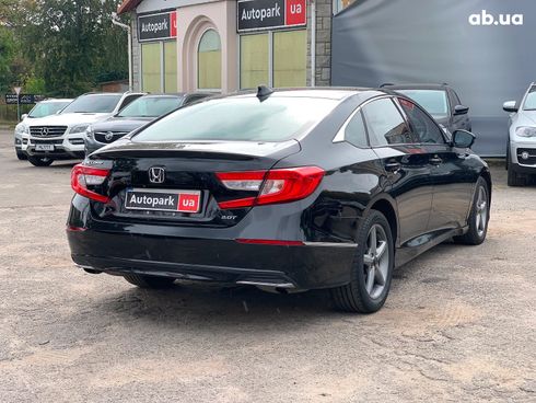 Honda Accord 2018 черный - фото 5