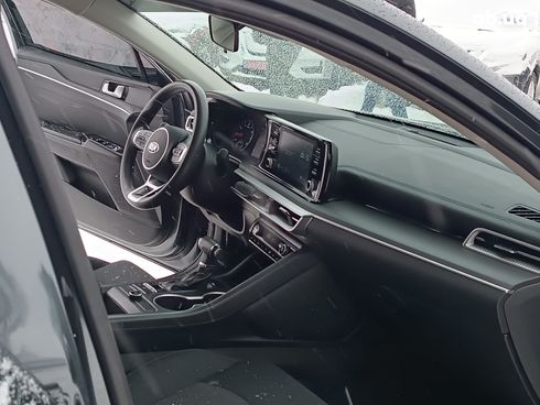 Kia K5 2020 серый - фото 44
