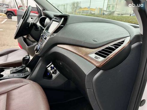 Hyundai Santa Fe 2016 - фото 27