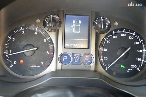 Lexus GX 2012 - фото 21