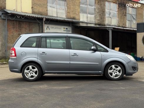 Opel Zafira 2008 серый - фото 12