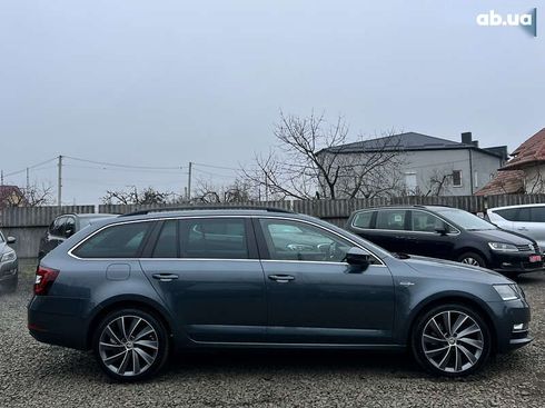 Skoda Octavia 2020 - фото 9