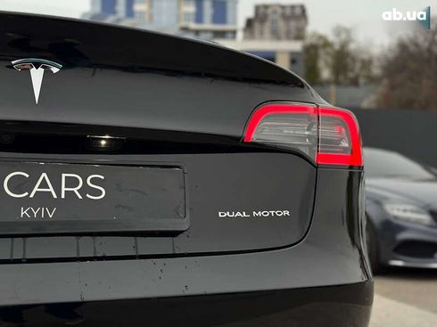Tesla Model 3 2022 - фото 11