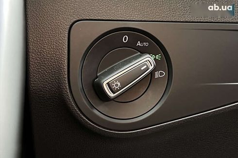 Volkswagen Tiguan 2022 - фото 18