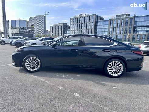 Lexus ES 2022 - фото 21