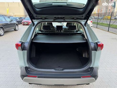 Toyota RAV4 2023 - фото 9