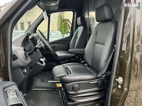 Mercedes-Benz Sprinter 2021 - фото 11