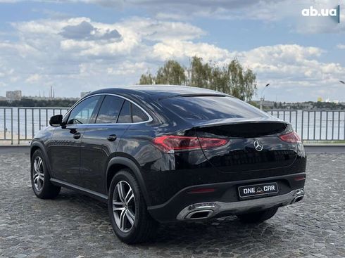 Mercedes-Benz GLE-Class 2021 - фото 6