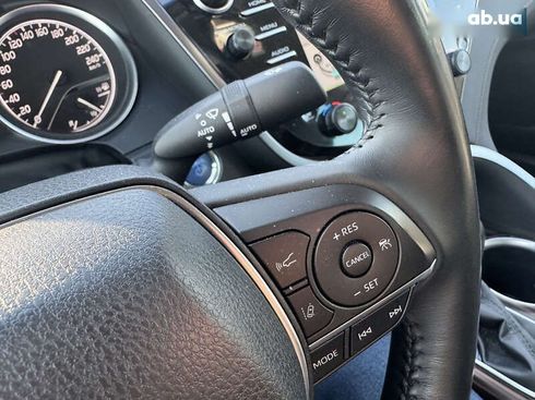 Toyota Camry 2019 - фото 21