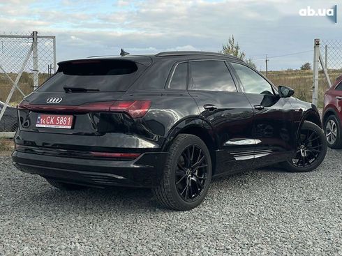 Audi E-Tron 2021 - фото 17