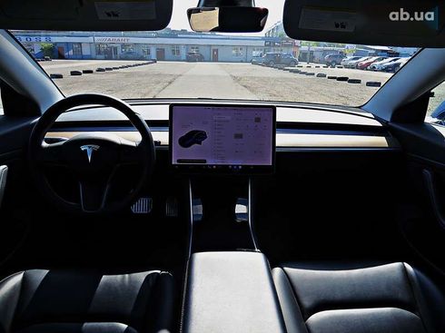 Tesla Model 3 2019 - фото 15