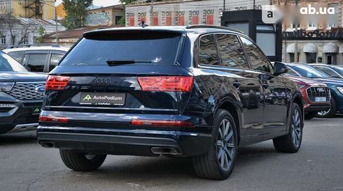 Audi Q7 2017 - фото 13