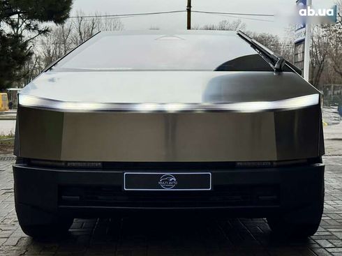 Tesla Cybertruck 2024 - фото 9