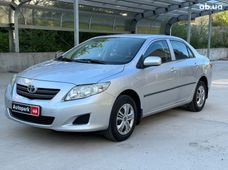 Toyota седан бу Киевская область - купить на Автобазаре