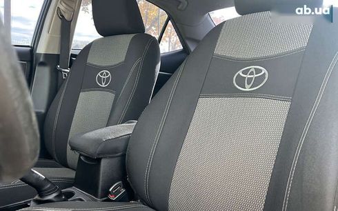 Toyota Corolla 2013 - фото 20