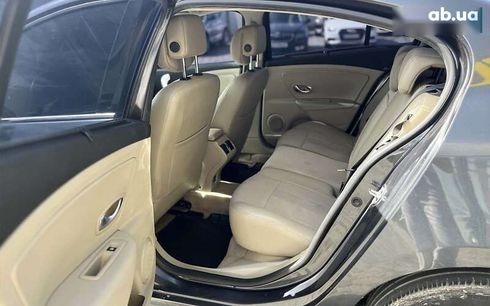 Renault Fluence 2010 - фото 23