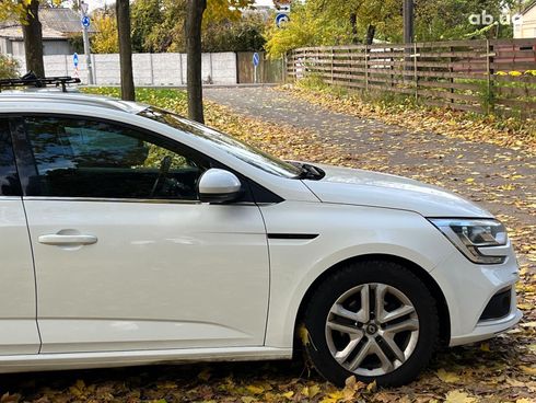 Renault Megane 2018 белый - фото 14