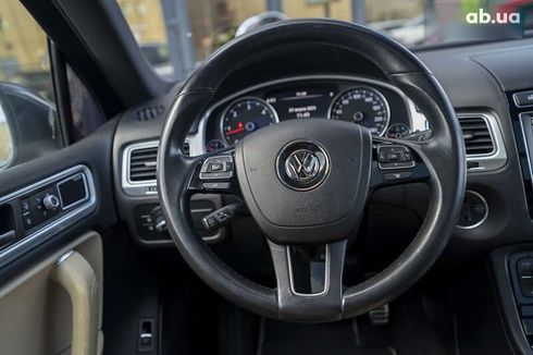 Volkswagen Touareg 2015 - фото 28