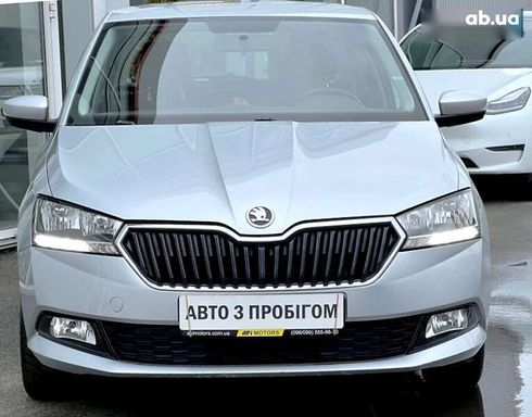 Skoda Fabia 2019 - фото 5