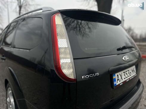 Ford Focus 2011 - фото 16