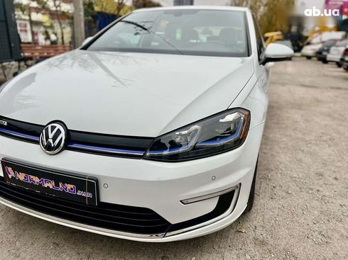 Volkswagen e-Golf 2017 - фото 27