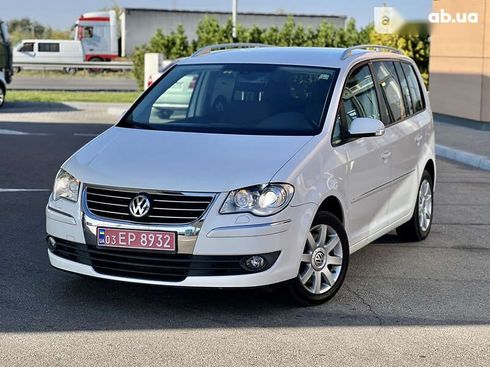 Volkswagen Touran 2010 - фото 3