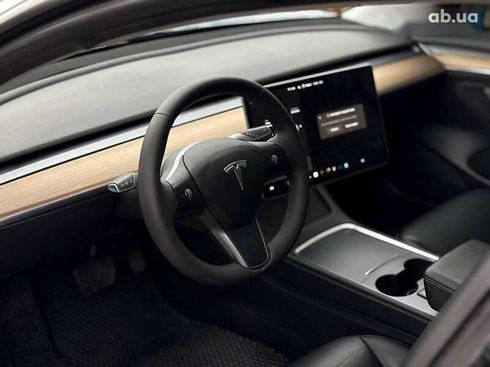 Tesla Model 3 2021 - фото 19