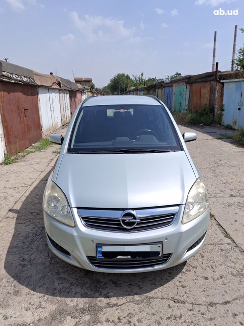 Opel Zafira 2009 серый - фото 12