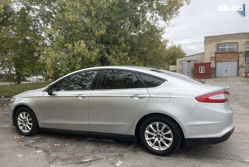 Ford Fusion 2016 - фото 16