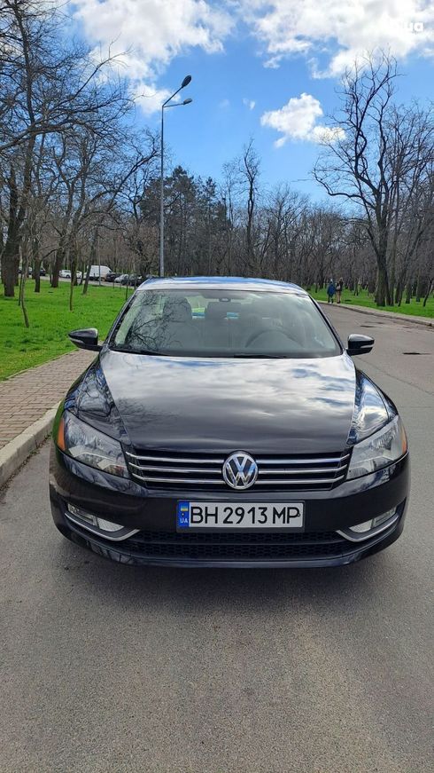 Volkswagen Passat 2013 черный - фото 9