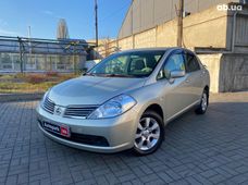 Nissan седан бу Киев - купить на Автобазаре