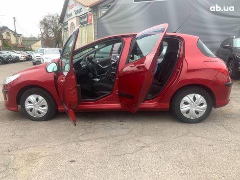 Peugeot 308 2010 красный - фото 14