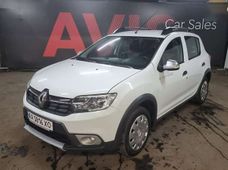 Купити Renault Sandero бу в Україні - купити на Автобазарі