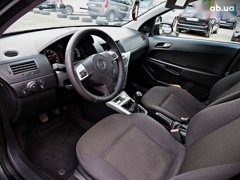 Opel Astra 2009 - фото 6