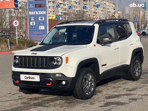 Jeep Renegade 2016 - фото 6