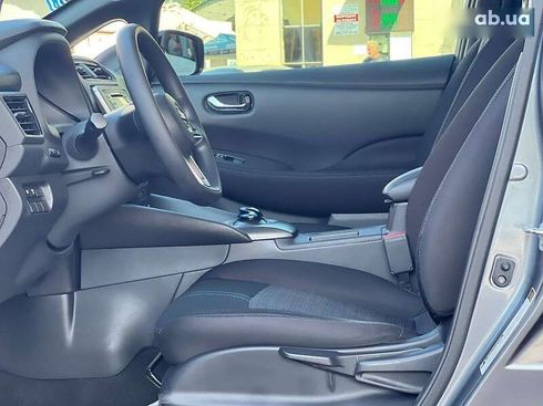 Nissan Leaf 2018 - фото 13