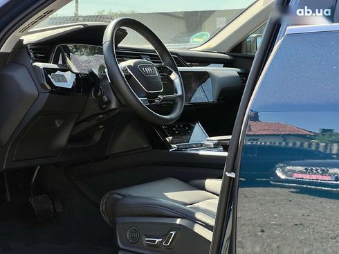 Audi E-Tron 2023 - фото 27