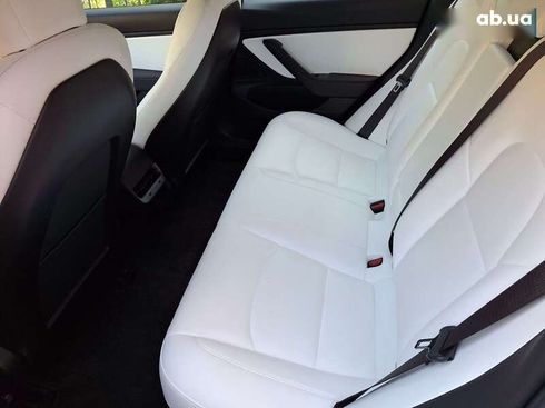 Tesla Model 3 2019 - фото 14