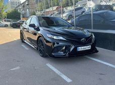 Купити Toyota Camry 2021 бу в Києві - купити на Автобазарі
