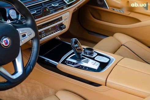 BMW Alpina B7 2018 - фото 27