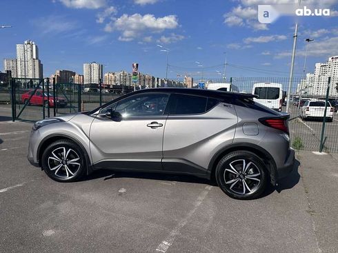 Toyota C-HR 2019 - фото 16