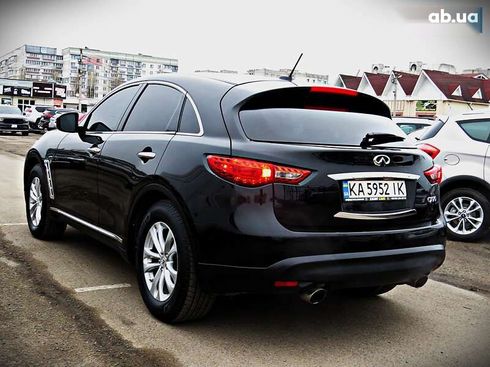 Infiniti QX70 2017 - фото 4